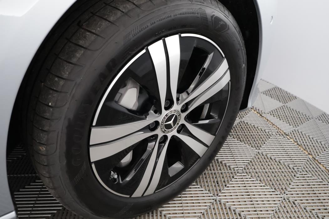 Mercedes-Benz C 2025