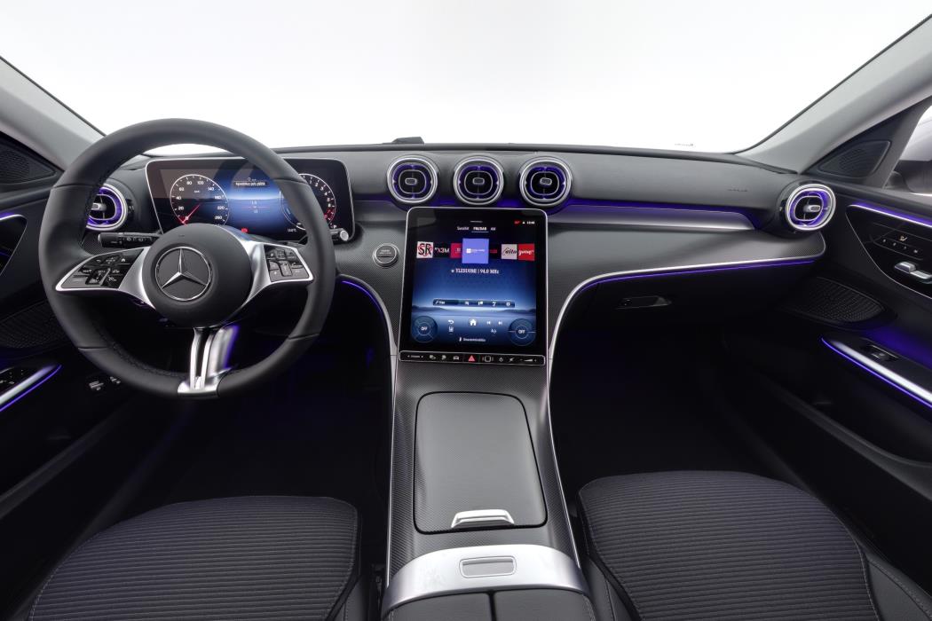 Mercedes-Benz C 2025