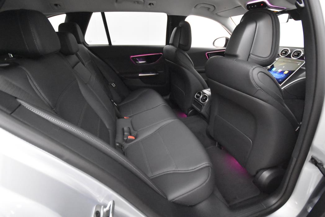 Mercedes-Benz C 2025