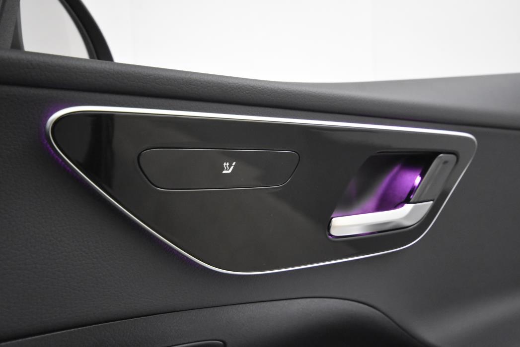 Mercedes-Benz C 2025