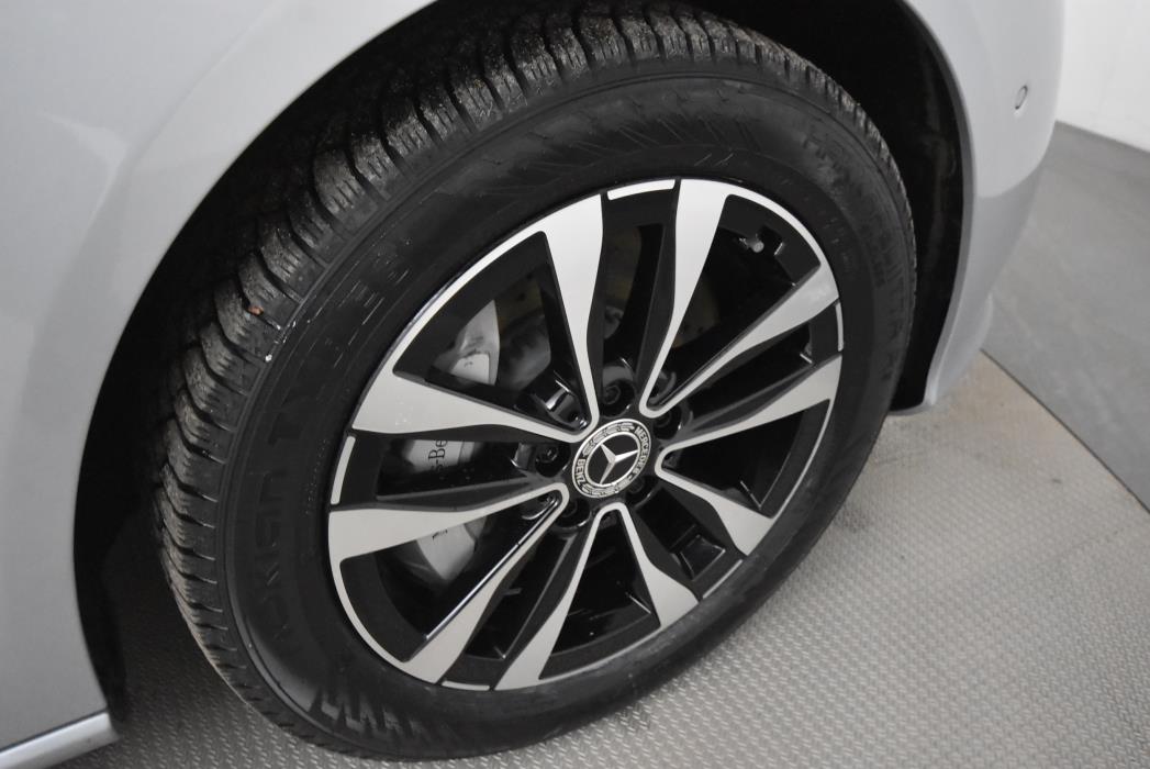 Mercedes-Benz C 2025