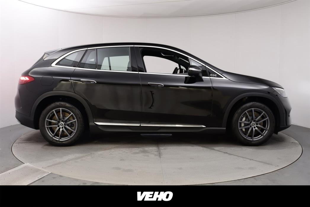 Mercedes-Benz EQE SUV 2025