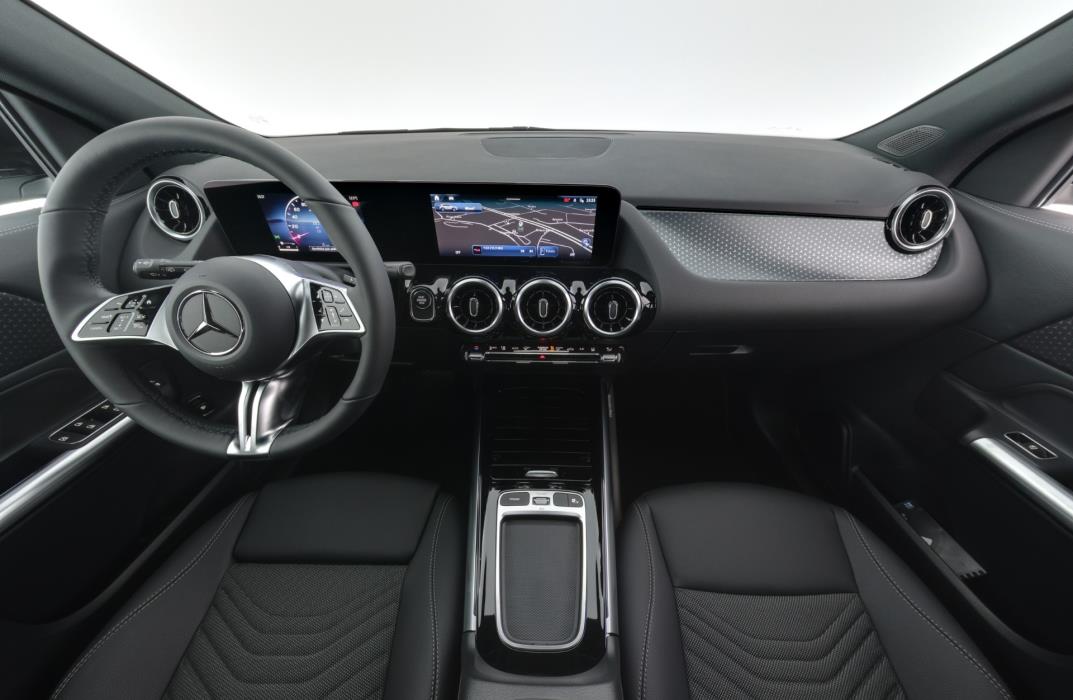 Mercedes-Benz GLA 2026