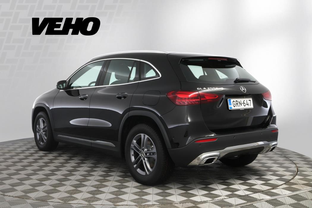 Mercedes-Benz GLA 2026