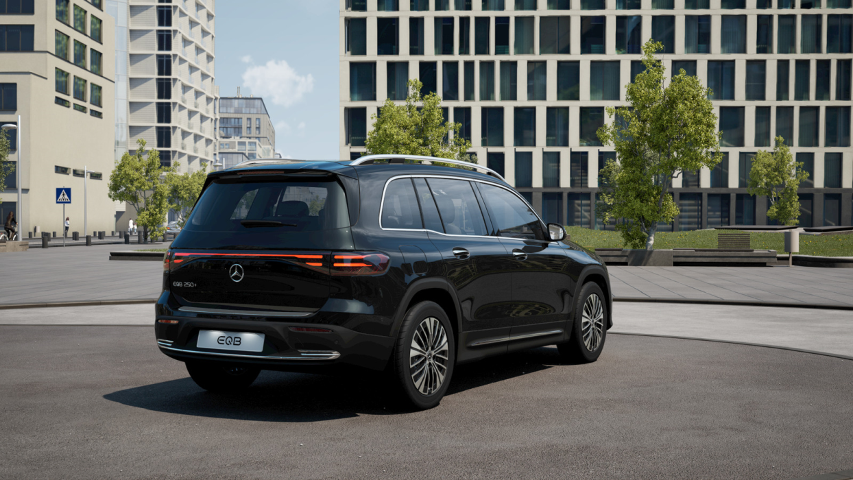 Mercedes-Benz EQB 2025