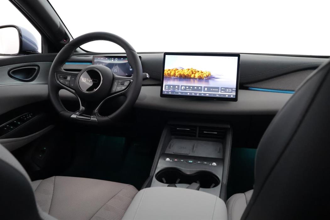 BYD Seal 6 DM-i 2025