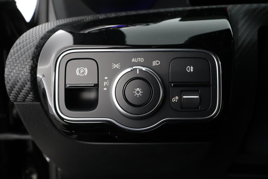 Mercedes-Benz A 2021