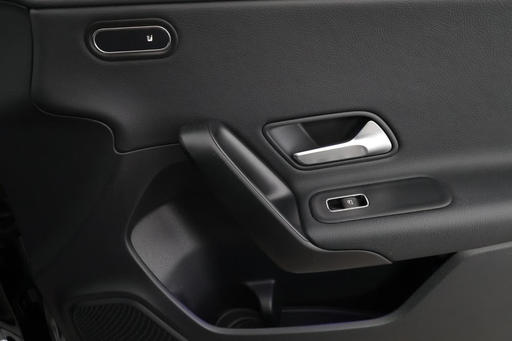 Mercedes-Benz A 2021