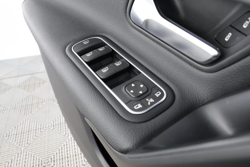 Mercedes-Benz A 2021