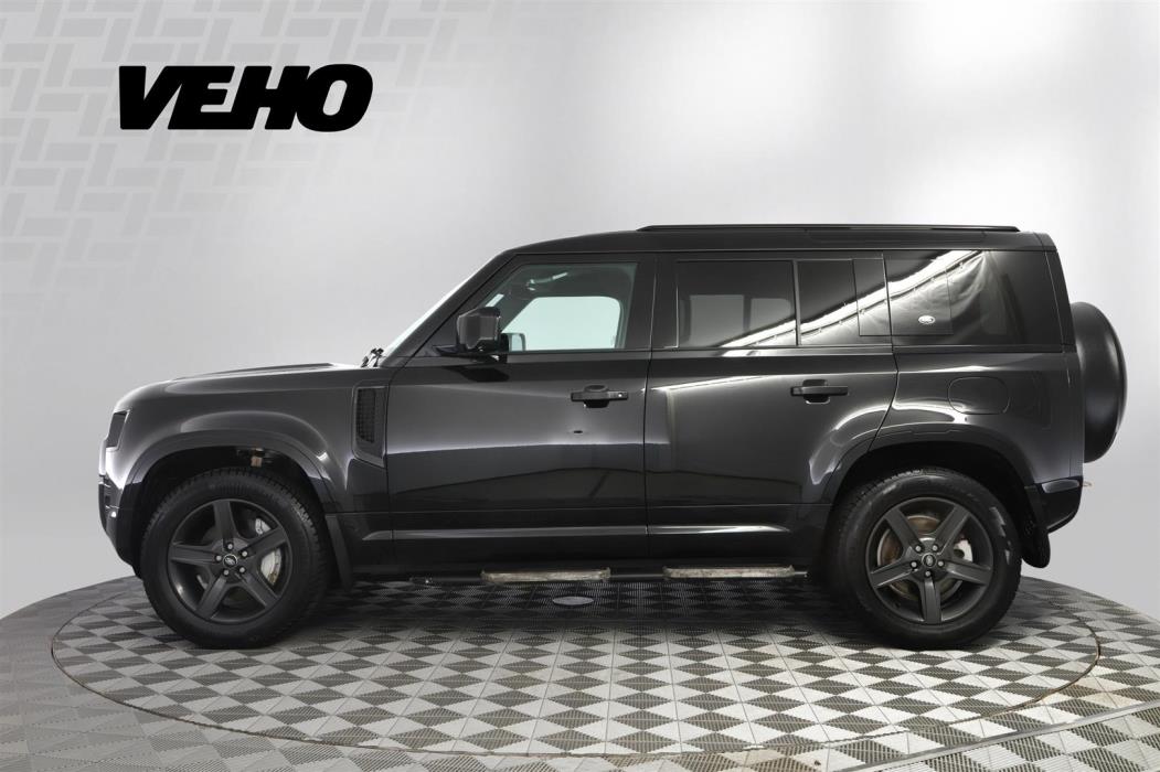 Land Rover Defender 2022
