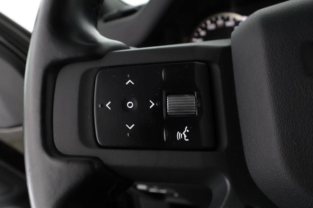 Land Rover Defender 2022