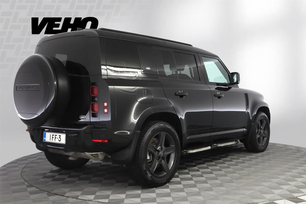 Land Rover Defender 2022
