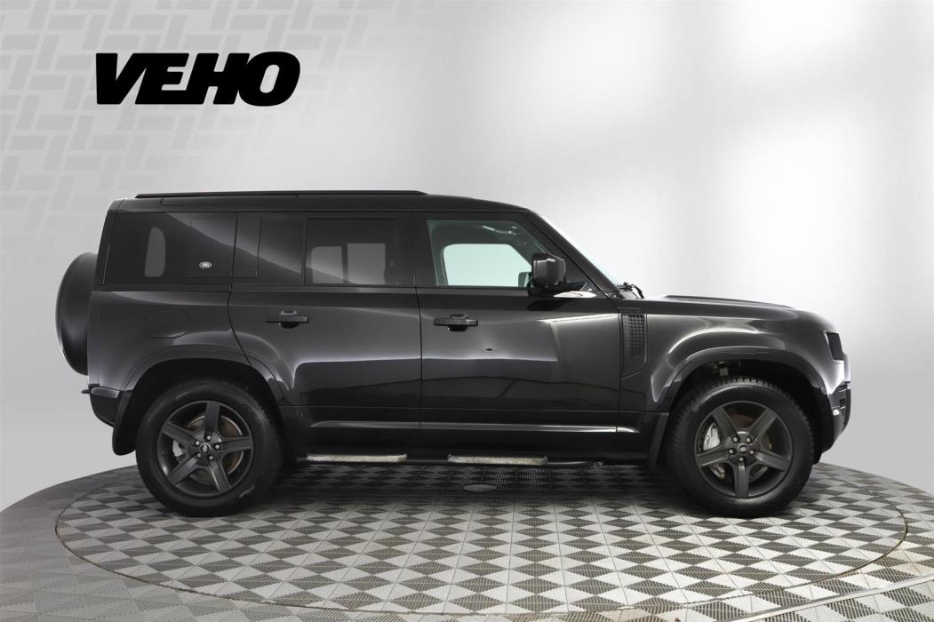 Land Rover Defender 2022