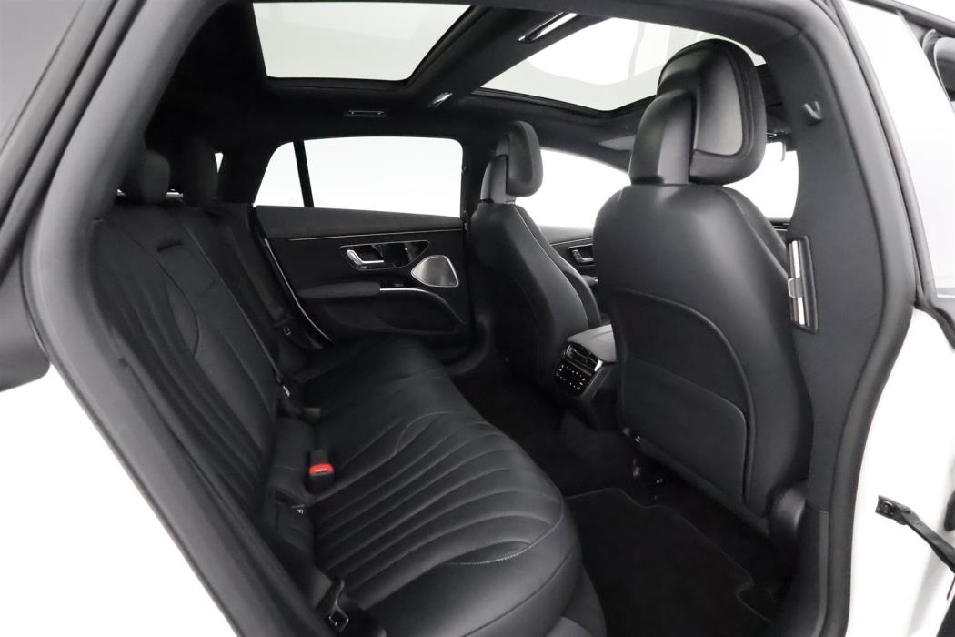 MERCEDES-BENZ EQS 2023