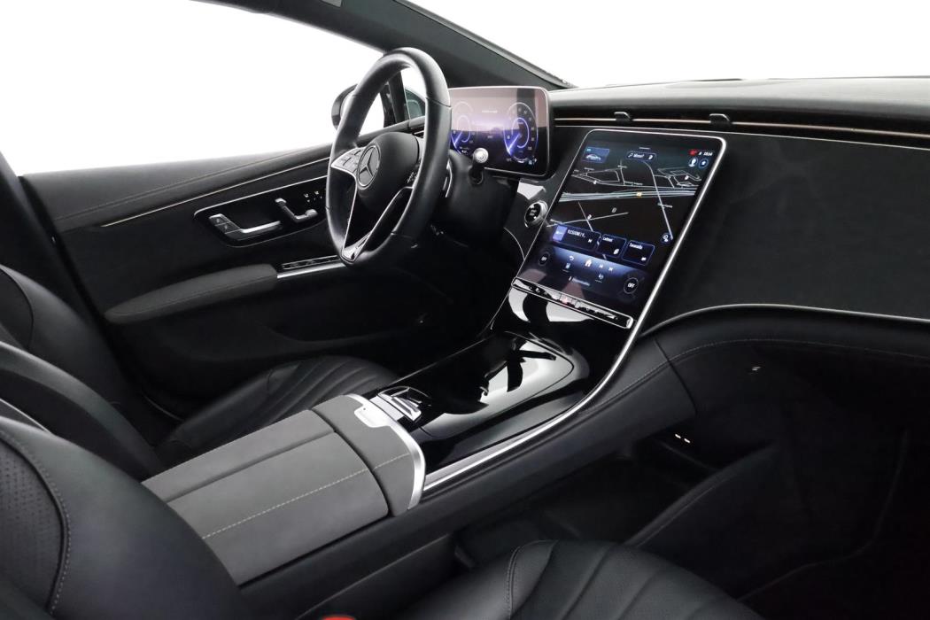 MERCEDES-BENZ EQS 2023