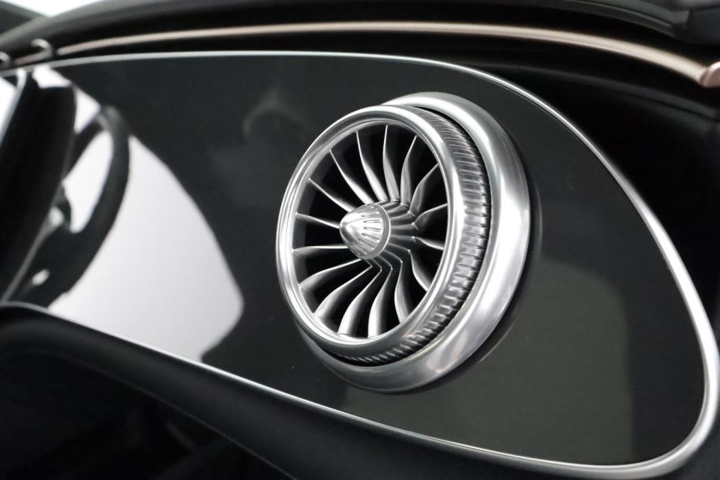 MERCEDES-BENZ EQS 2023