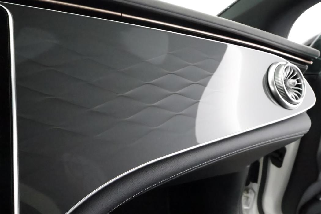 MERCEDES-BENZ EQS 2023