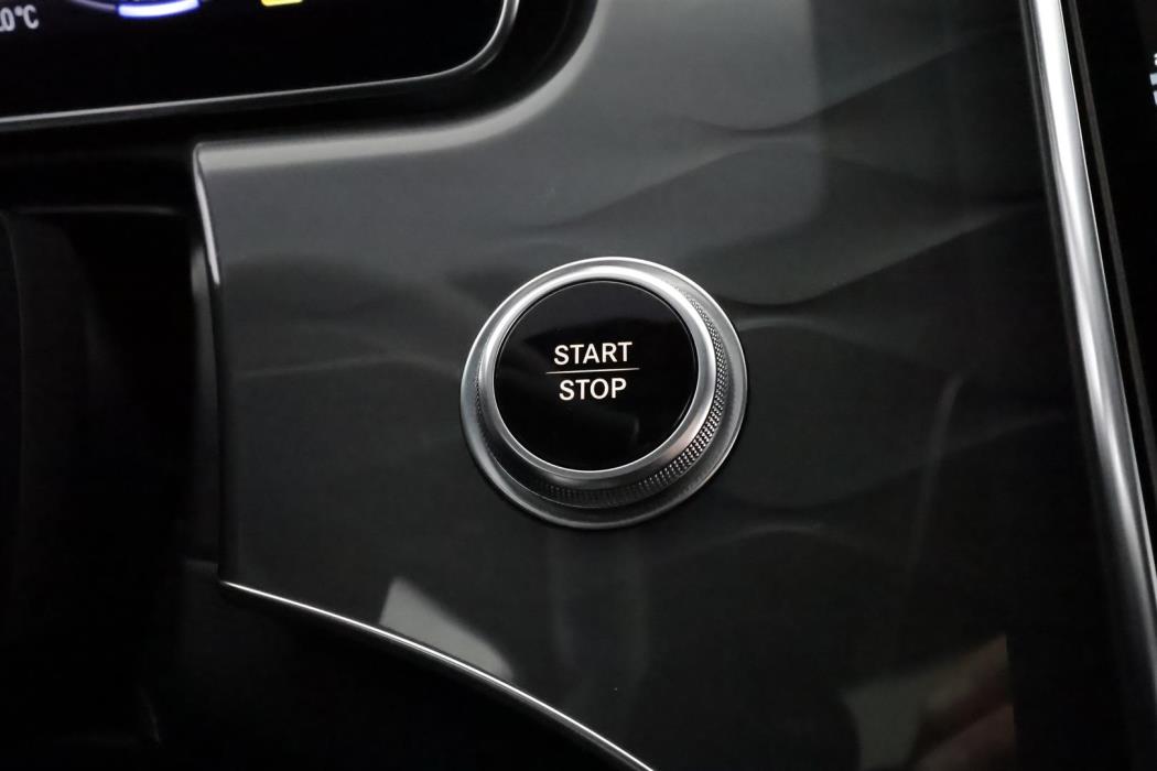 MERCEDES-BENZ EQS 2023