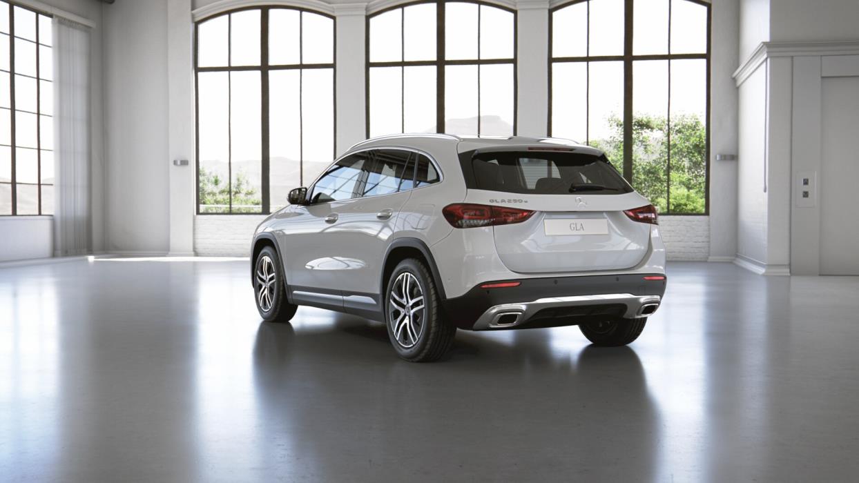 Mercedes-Benz GLA 2023