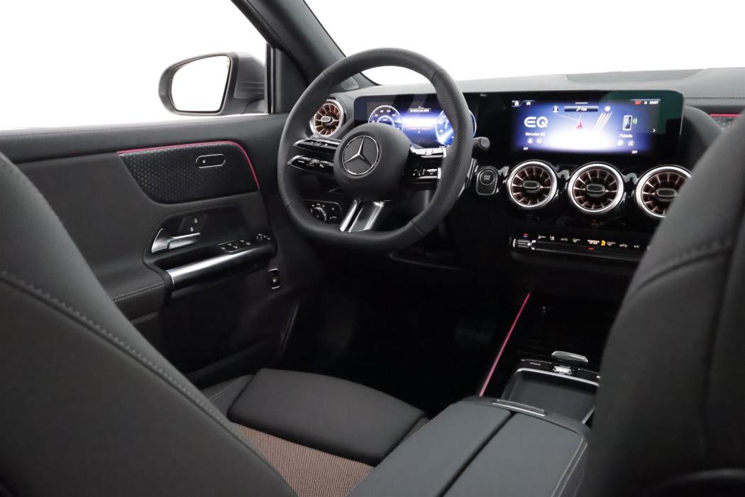 Mercedes-Benz EQA 2025