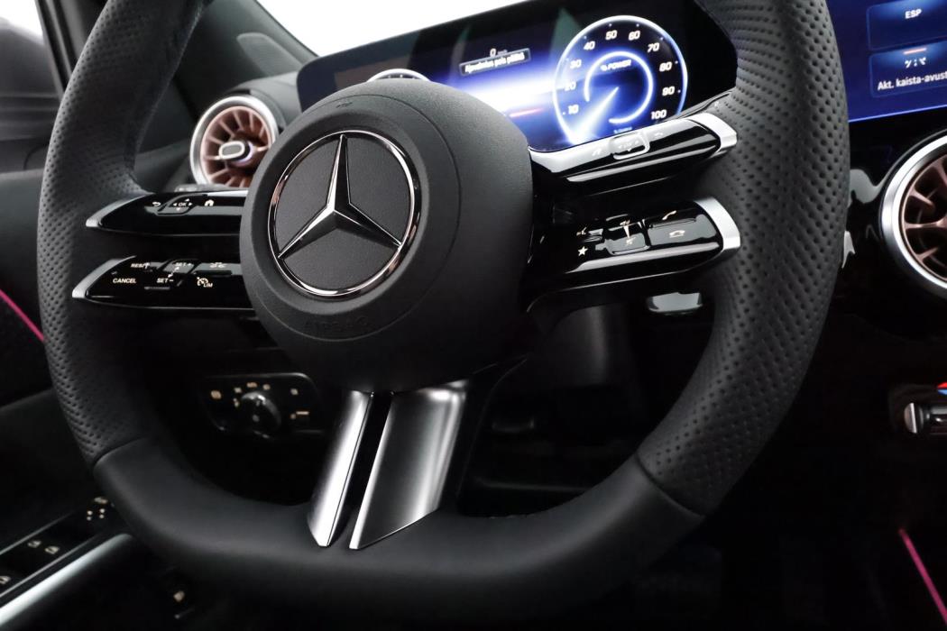 Mercedes-Benz EQA 2025