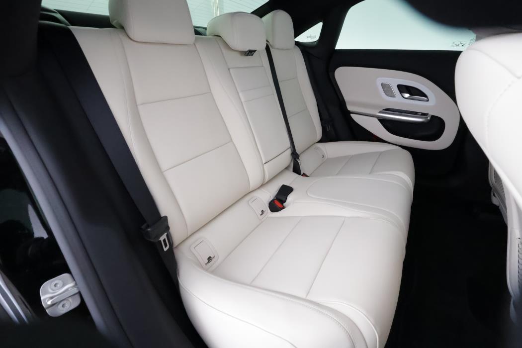 Mercedes-Benz CLA 2025