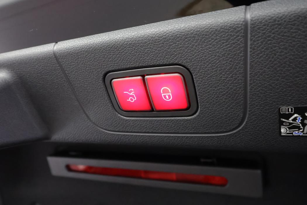 Mercedes-Benz CLA 2025