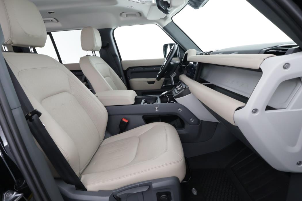 LAND ROVER Defender 2022