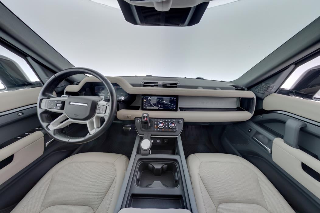 LAND ROVER Defender 2022