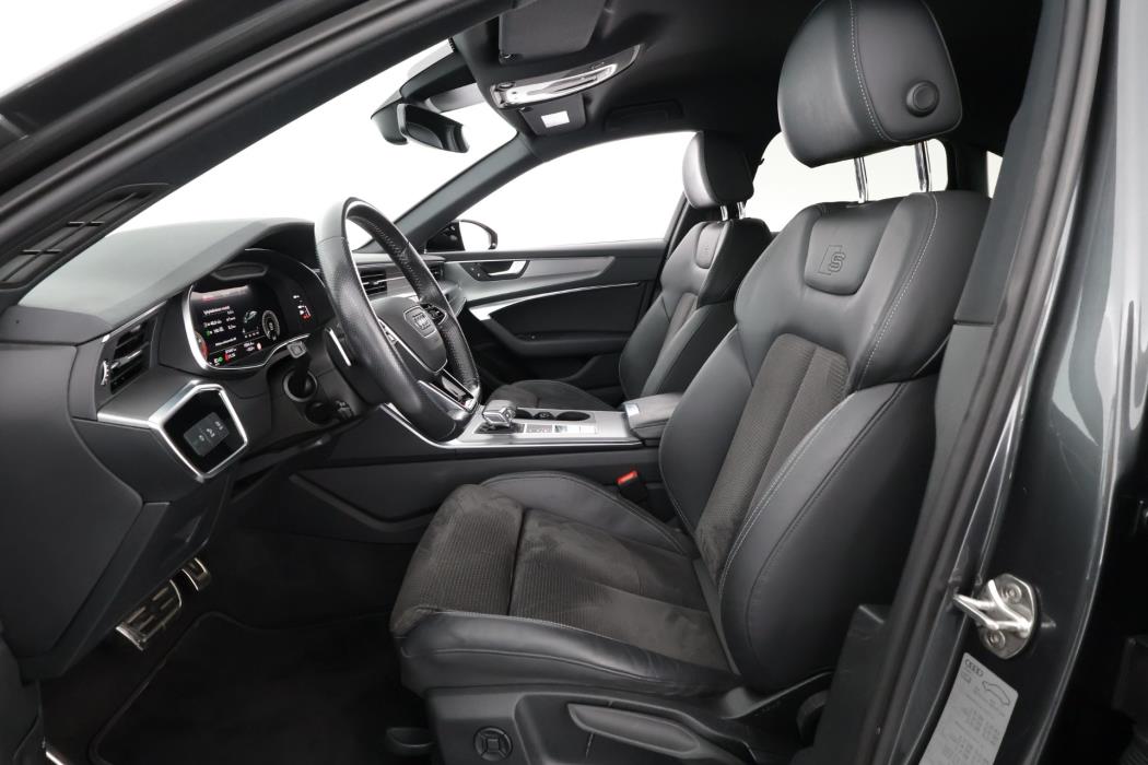 AUDI A6 2021