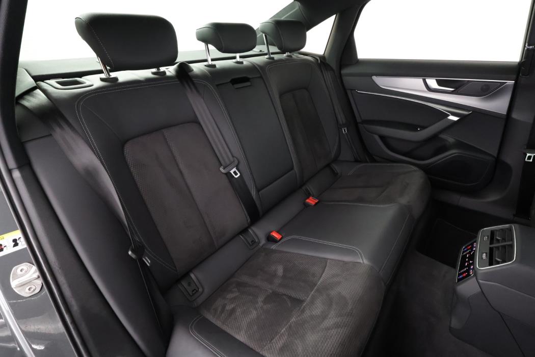 AUDI A6 2021