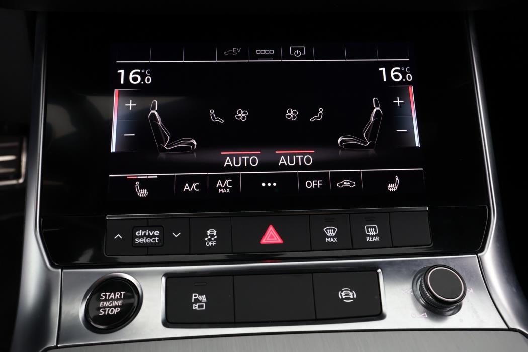 AUDI A6 2021