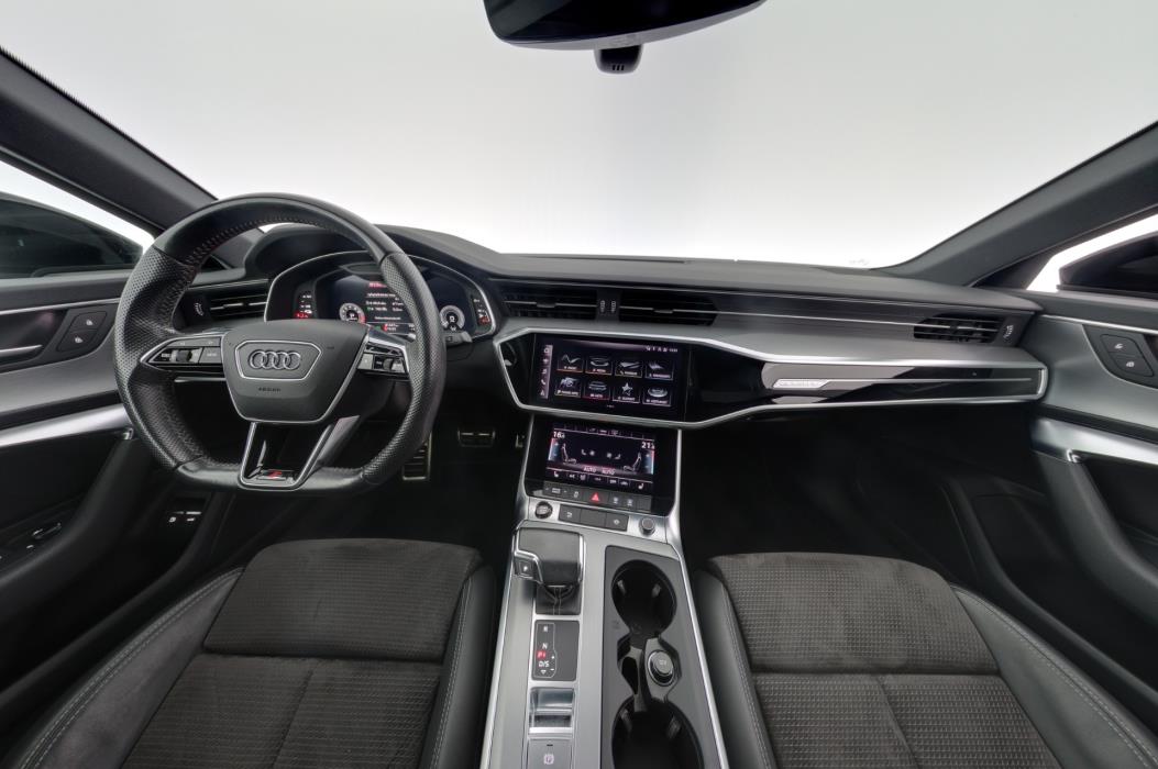 AUDI A6 2021