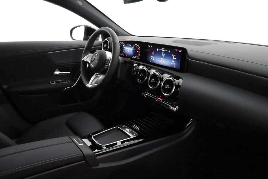 Mercedes-Benz CLA 2025