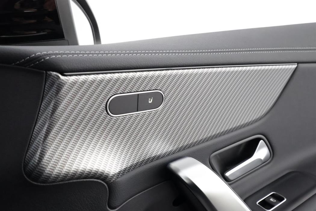 Mercedes-Benz CLA 2025