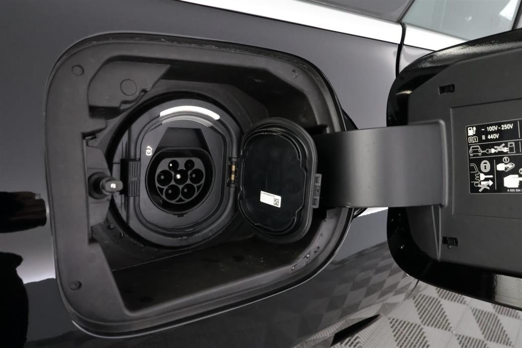 Mercedes-Benz CLA 2025