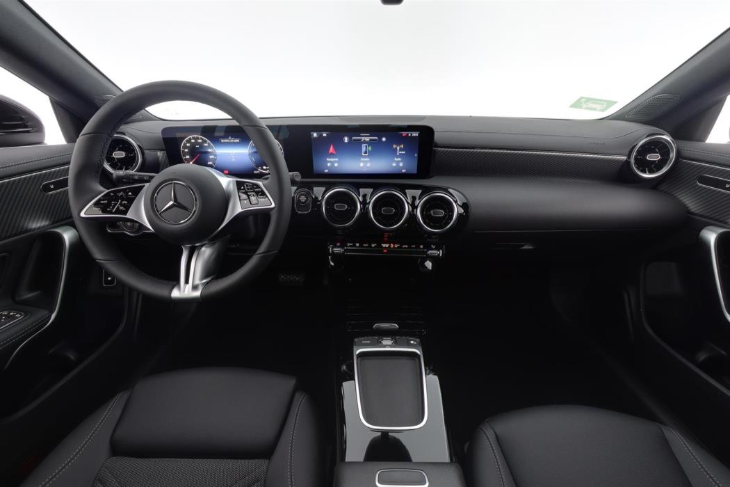 Mercedes-Benz CLA 2025