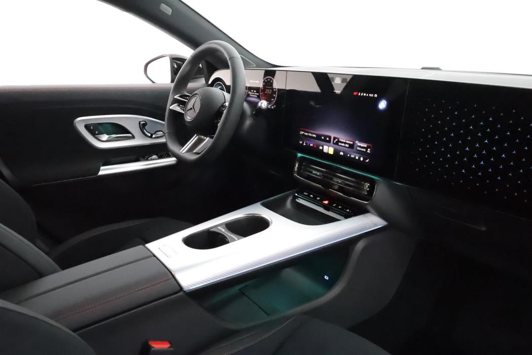 Mercedes-Benz CLA 2025