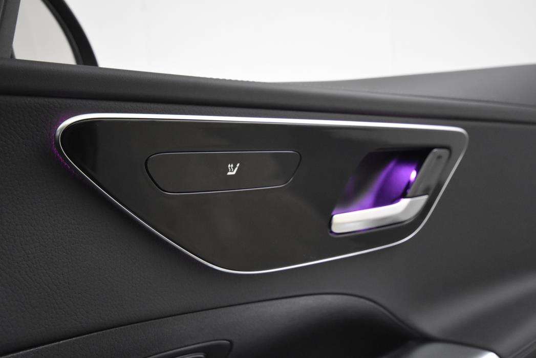 Mercedes-Benz C 2025