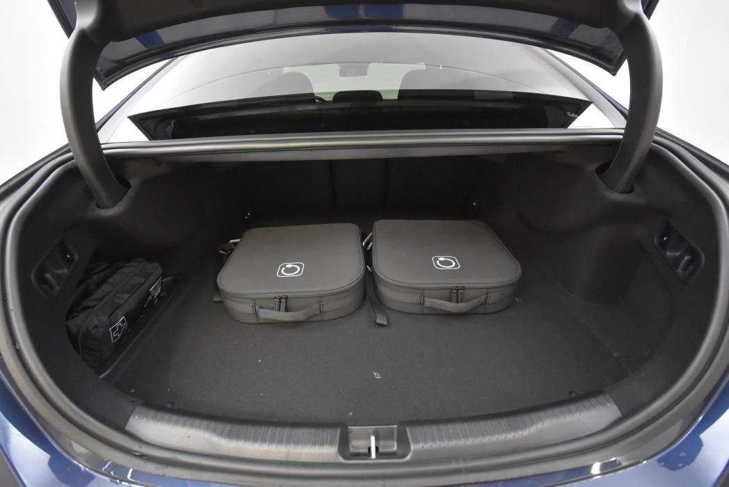 Mercedes-Benz C 2025