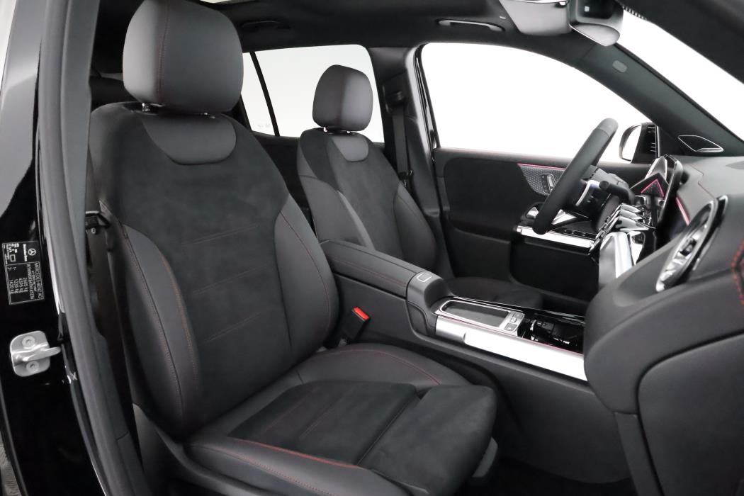 Mercedes-Benz EQB 2025