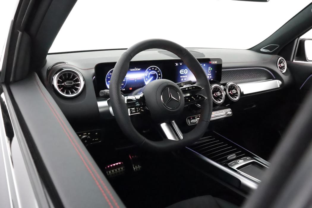 Mercedes-Benz EQB 2025