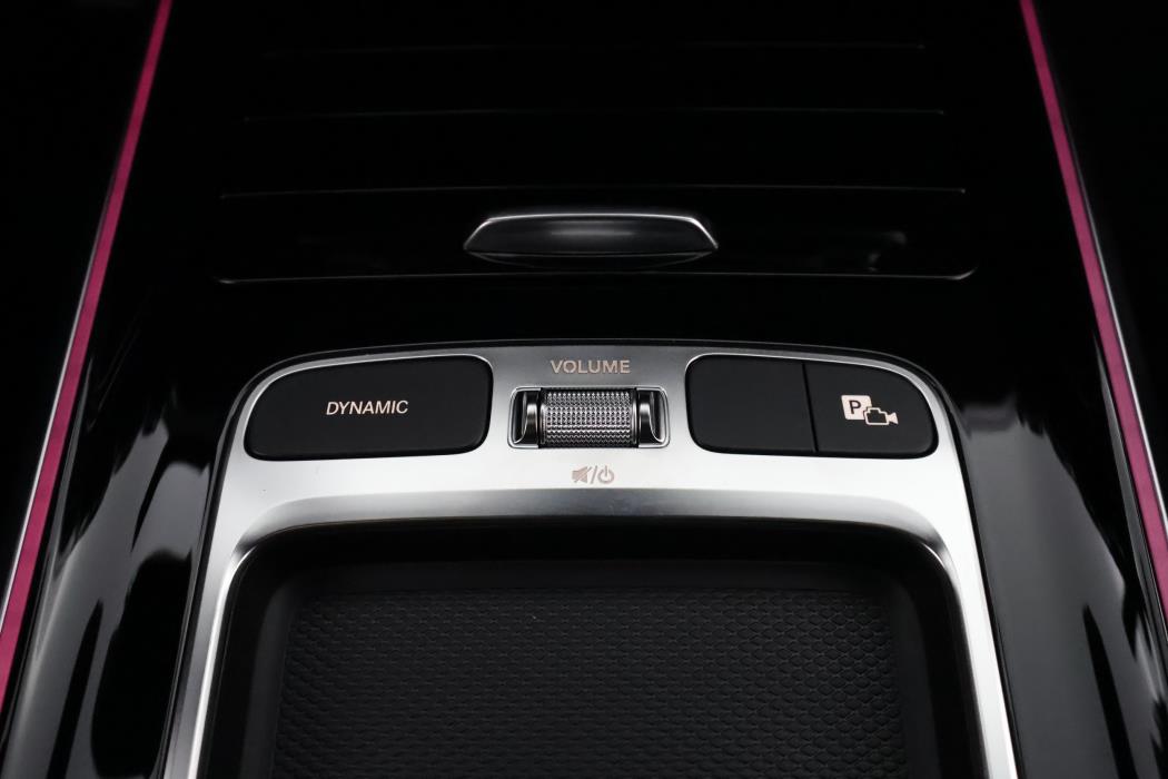 Mercedes-Benz EQB 2025