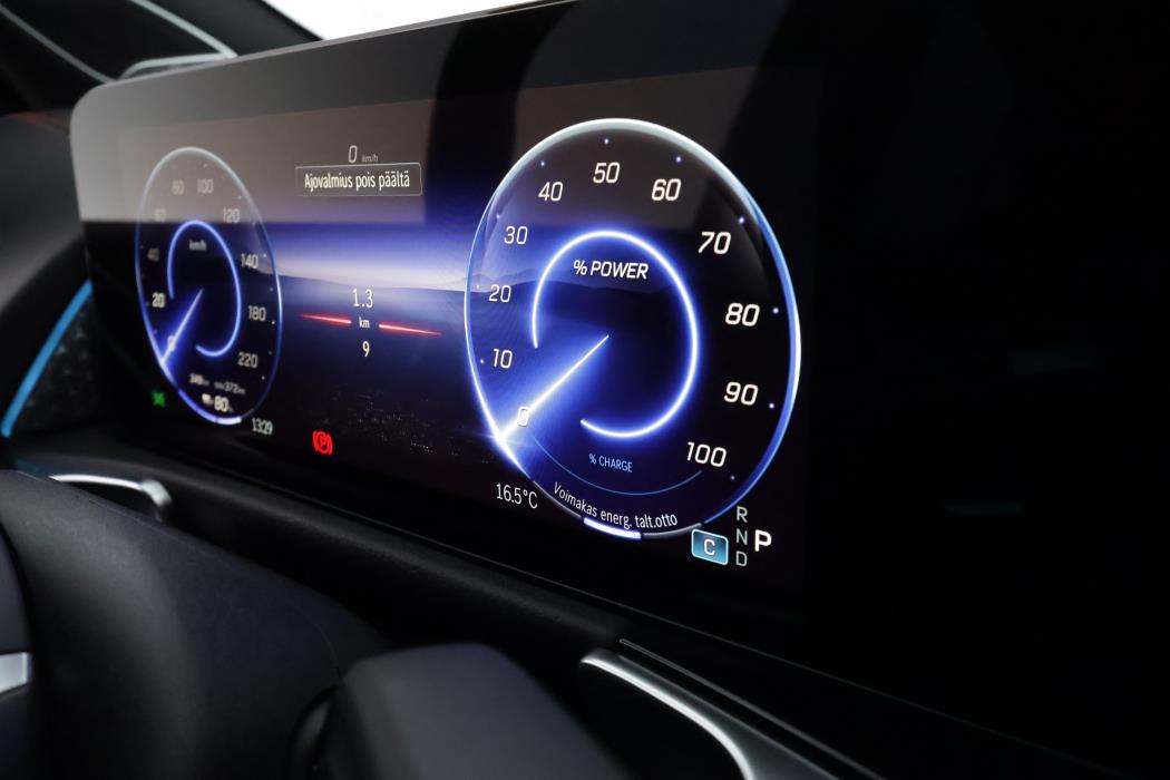 Mercedes-Benz EQB 2025