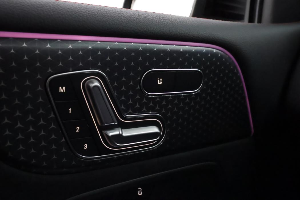 Mercedes-Benz EQB 2025