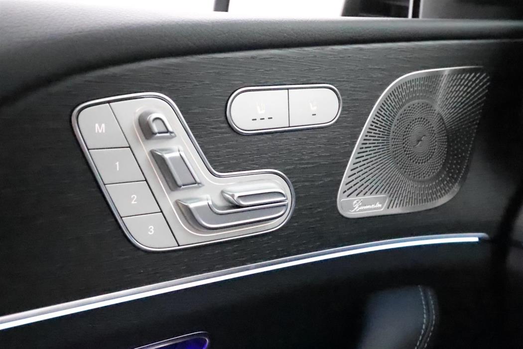 Mercedes-Benz GLE 2025