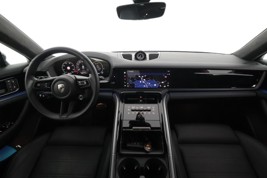 Porsche Panamera 2025