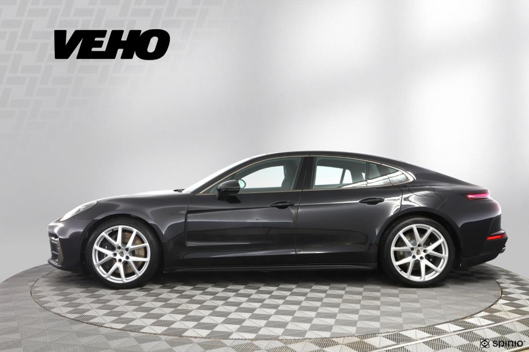 Porsche Panamera 2025
