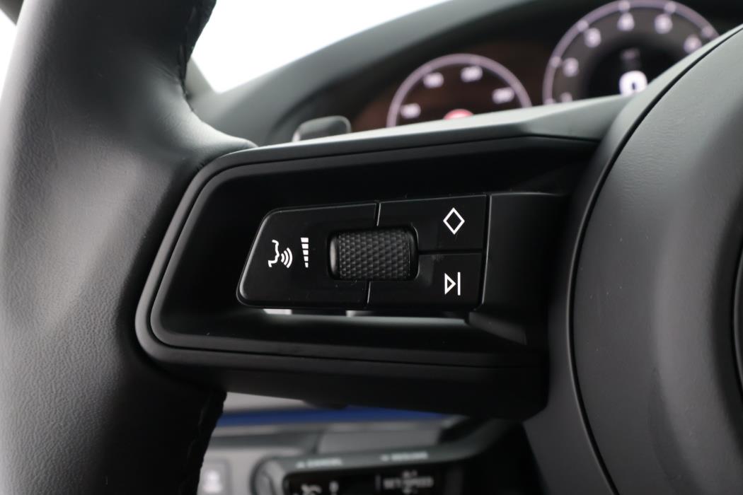 Porsche Panamera 2025