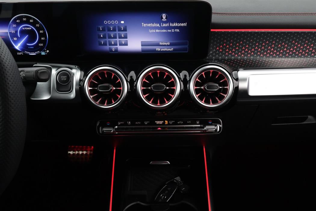 Mercedes-Benz EQB 2025
